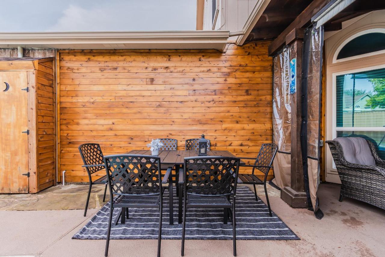 * *Astounding House **Perfect For Family And Friends , Pool , Hot Tub, & Game Room Allen Extérieur photo