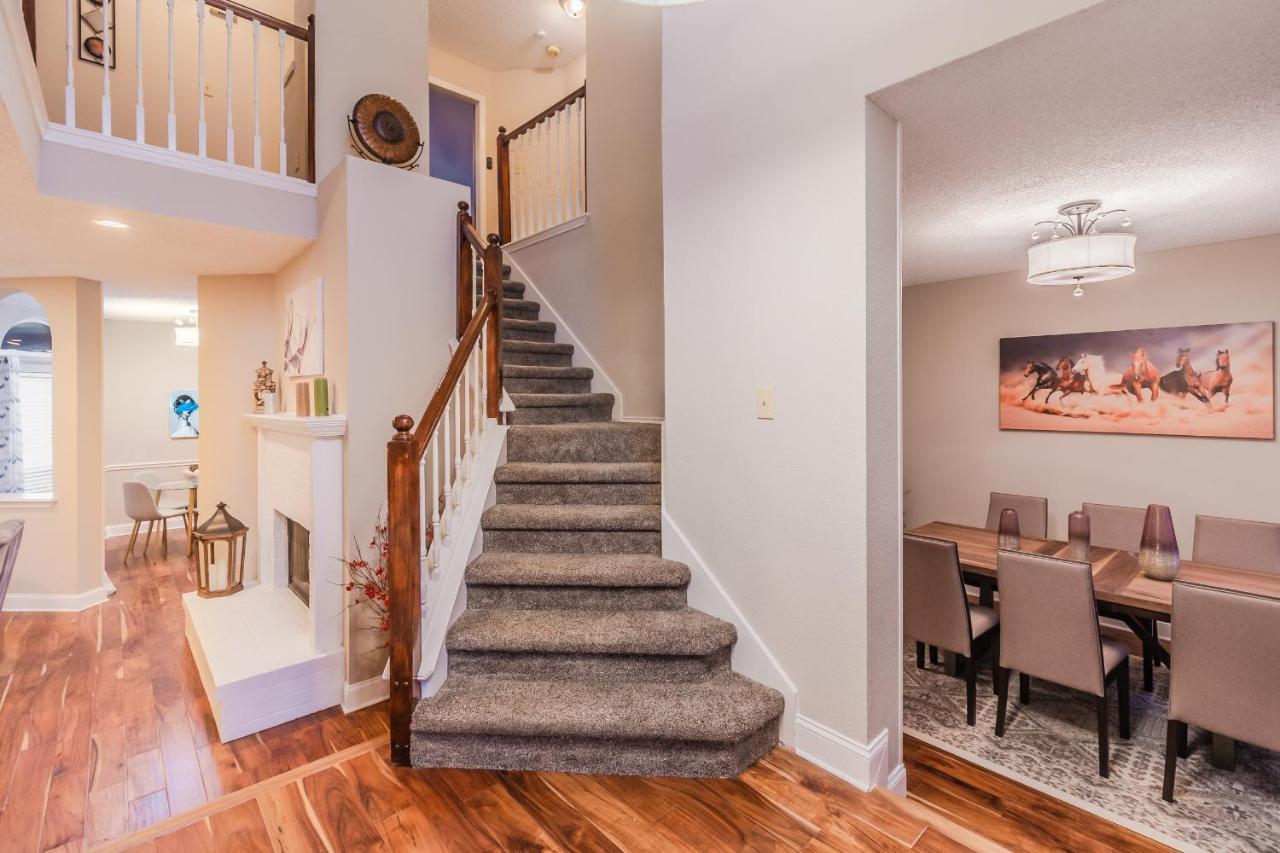 * *Astounding House **Perfect For Family And Friends , Pool , Hot Tub, & Game Room Allen Extérieur photo