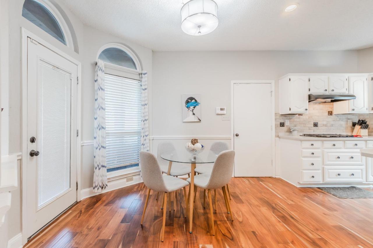 * *Astounding House **Perfect For Family And Friends , Pool , Hot Tub, & Game Room Allen Extérieur photo