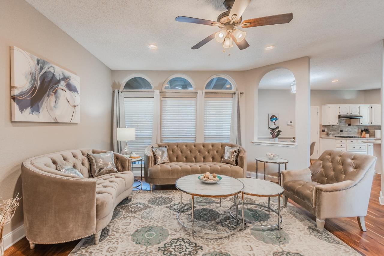 * *Astounding House **Perfect For Family And Friends , Pool , Hot Tub, & Game Room Allen Extérieur photo