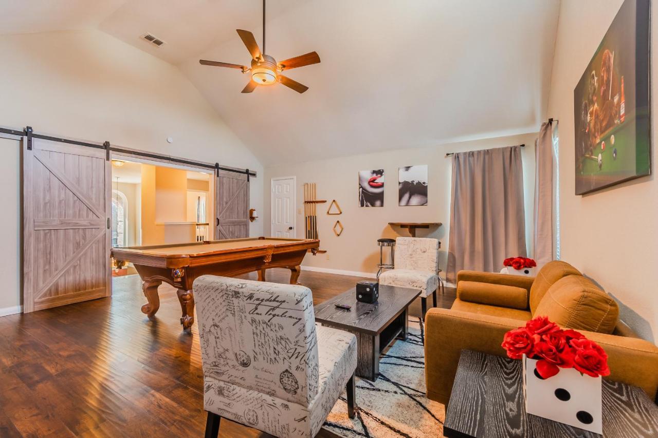 * *Astounding House **Perfect For Family And Friends , Pool , Hot Tub, & Game Room Allen Extérieur photo